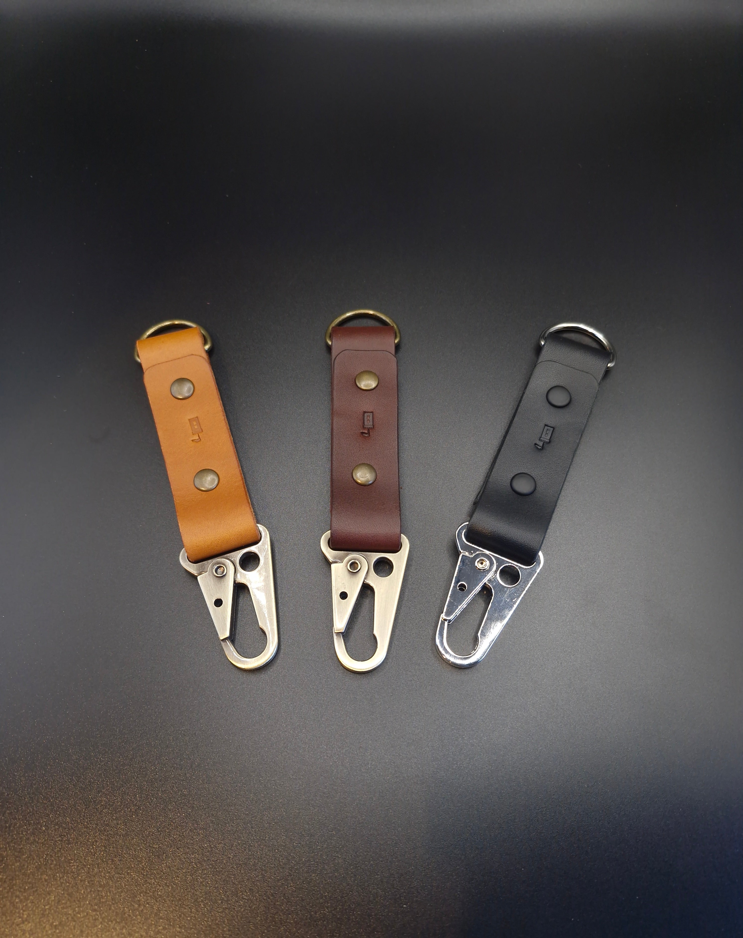 Carabiner Keychain – Castle Leather Goods